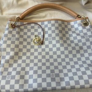 Louis Vuitton bag